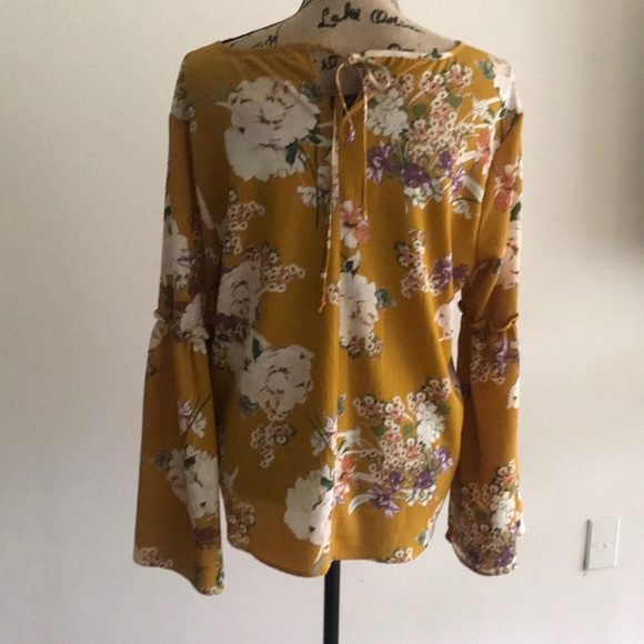 Liberty Love Top - Picture 3 of 4